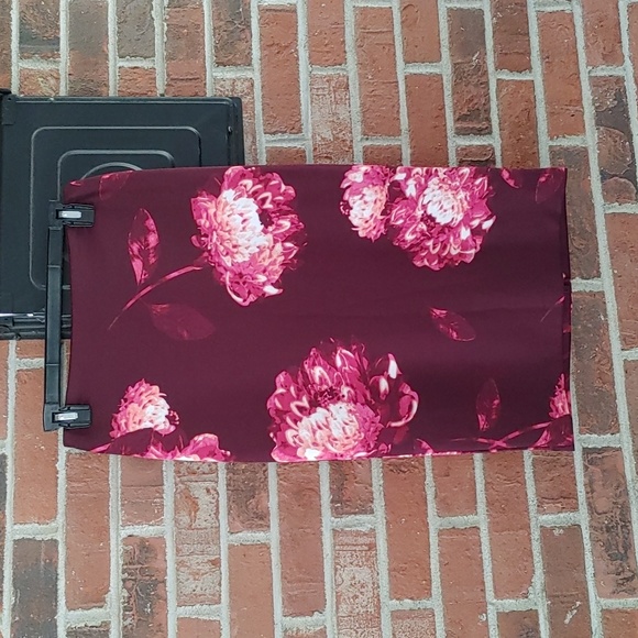 New York & Company Dresses & Skirts - New York and Company Scuba Skirt Size 0